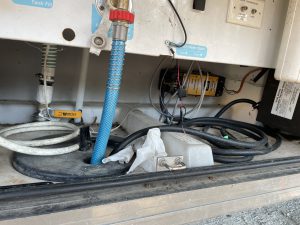 water & filter compartment